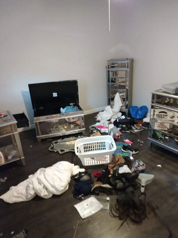 EVICTION CLEANOUT